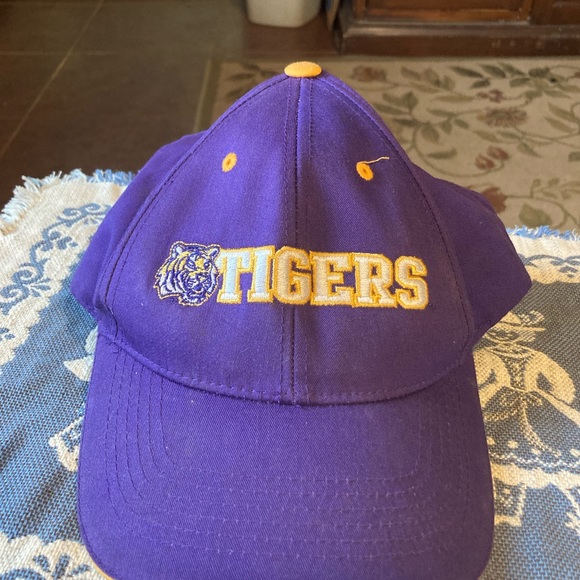 Cap - Picture 9 of 10